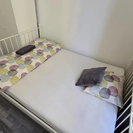 بيت ضيافة Astoria *